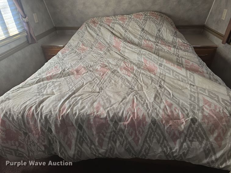 image for item DQ5345 1995 Coachmen 285RK FW camper