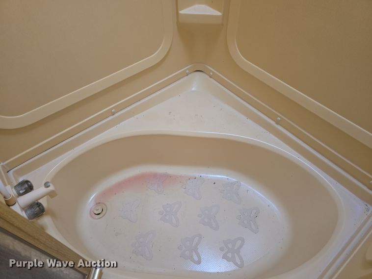 image for item DQ5345 1995 Coachmen 285RK FW camper