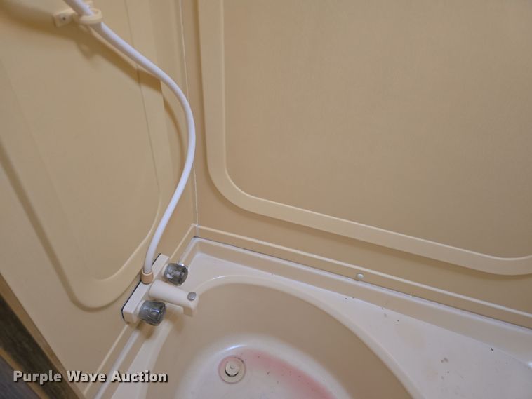 image for item DQ5345 1995 Coachmen 285RK FW camper