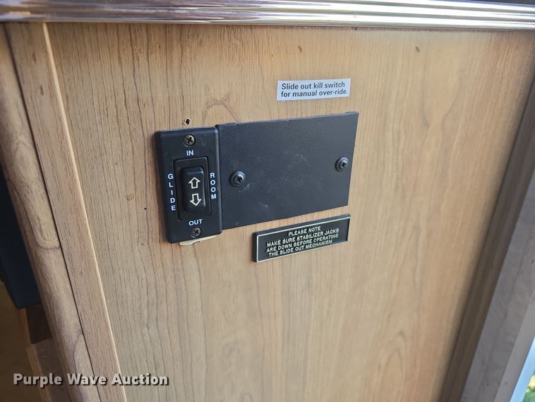 image for item DQ5345 1995 Coachmen 285RK FW camper