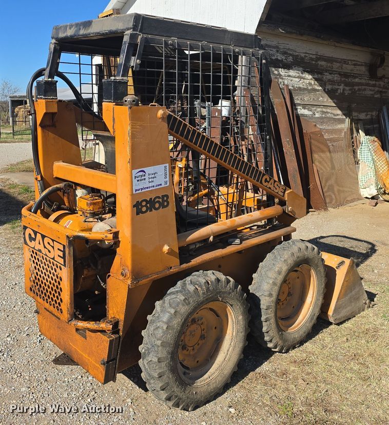 image for item DQ5350 1979 Case 1816B skid steer loader