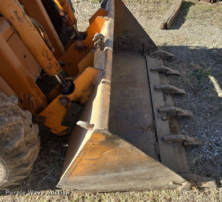 image for item DQ5350 1979 Case 1816B skid steer loader