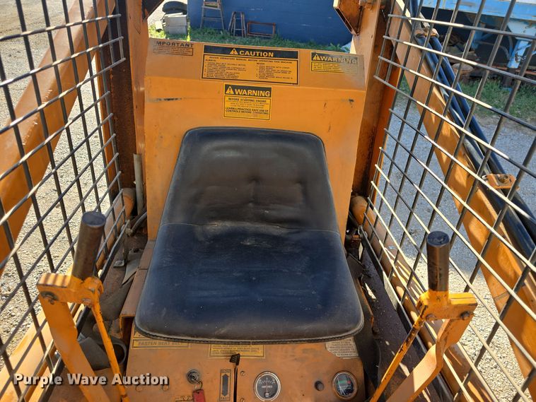 image for item DQ5350 1979 Case 1816B skid steer loader