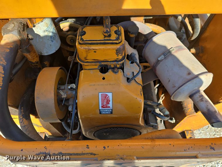 image for item DQ5350 1979 Case 1816B skid steer loader