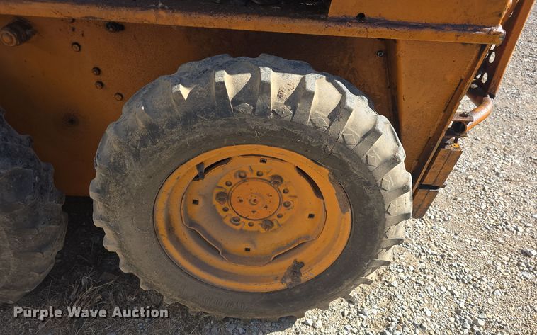 image for item DQ5350 1979 Case 1816B skid steer loader