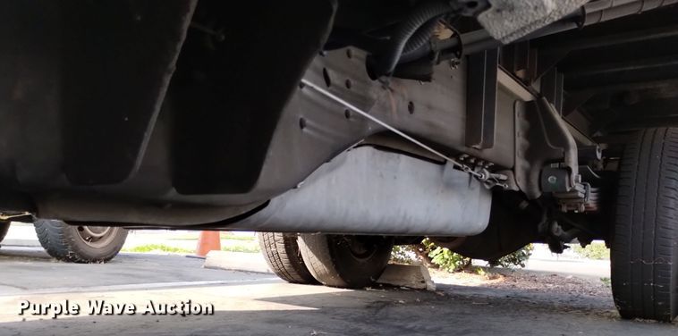 image for item DQ6177 2018 Chevrolet Silverado 3500HD box truck