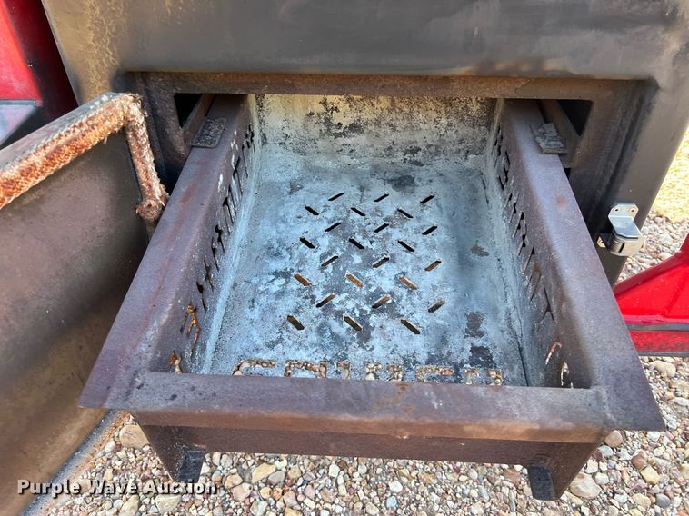 image for item DS3119 2019 Trailer Repair  5x16 Pitmaker bbq trailer