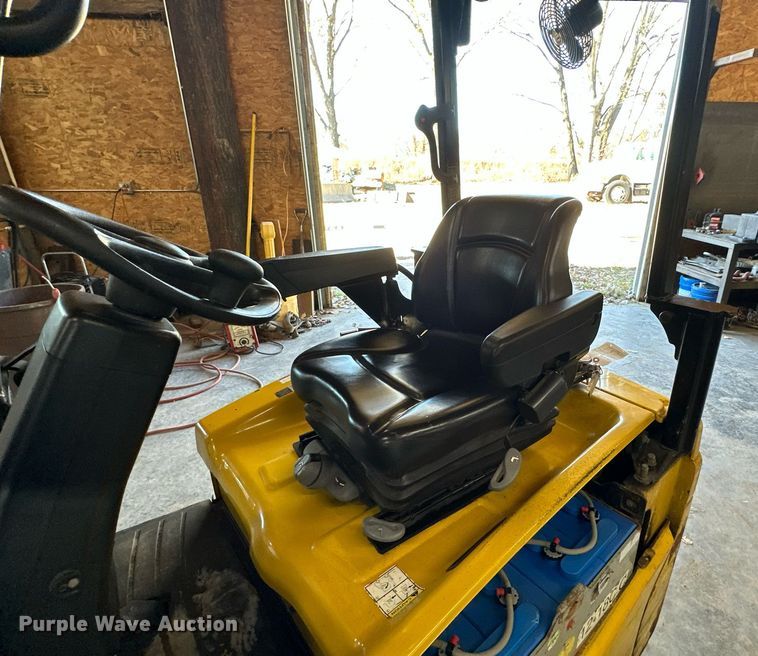 image for item DS3147 Yale forklift
