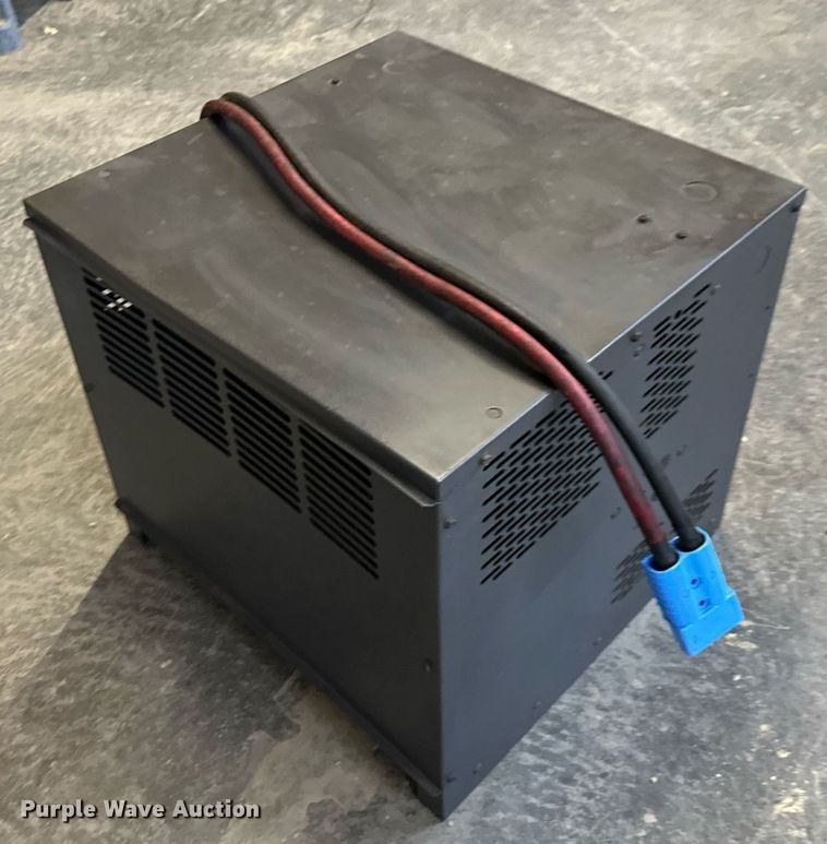 image for item DS3147 Yale forklift