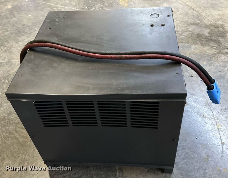 image for item DS3147 Yale forklift