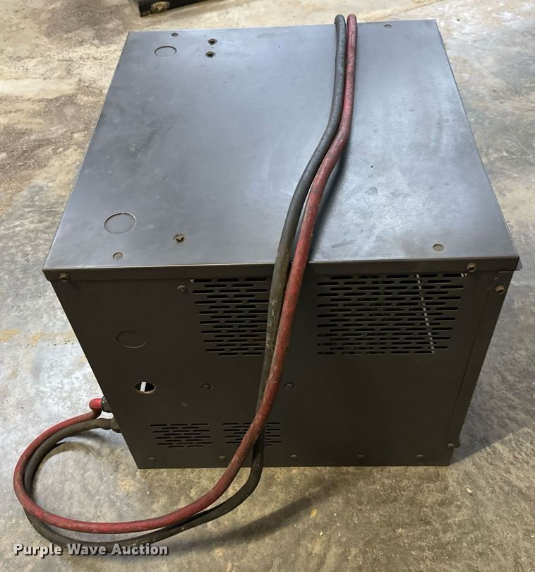 image for item DS3147 Yale forklift