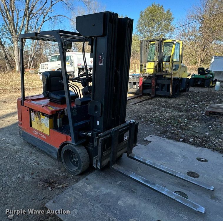 image for item DS3148 Toyota 5FBE18 forklift