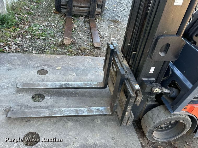 image for item DS3148 Toyota 5FBE18 forklift