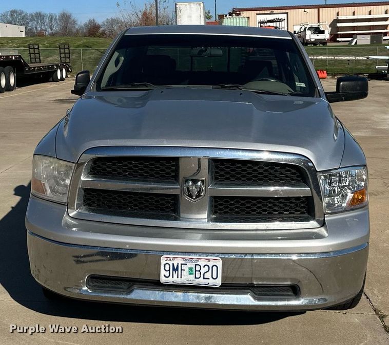 image for item DS3195 2009 Dodge Ram 1500 Crew Cab pickup truck