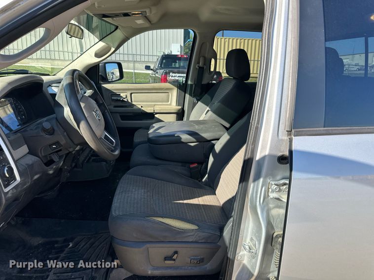 image for item DS3195 2009 Dodge Ram 1500 Crew Cab pickup truck