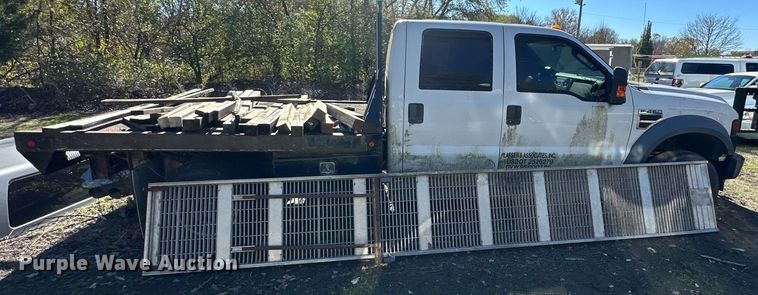 image for item DS3208 2008 Ford F450 Super Duty Crew Cab flatbed truck