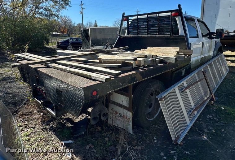 image for item DS3208 2008 Ford F450 Super Duty Crew Cab flatbed truck
