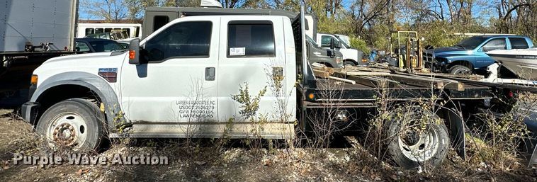 image for item DS3208 2008 Ford F450 Super Duty Crew Cab flatbed truck