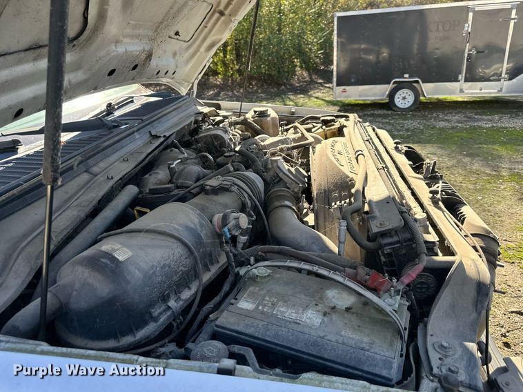 image for item DS3208 2008 Ford F450 Super Duty Crew Cab flatbed truck