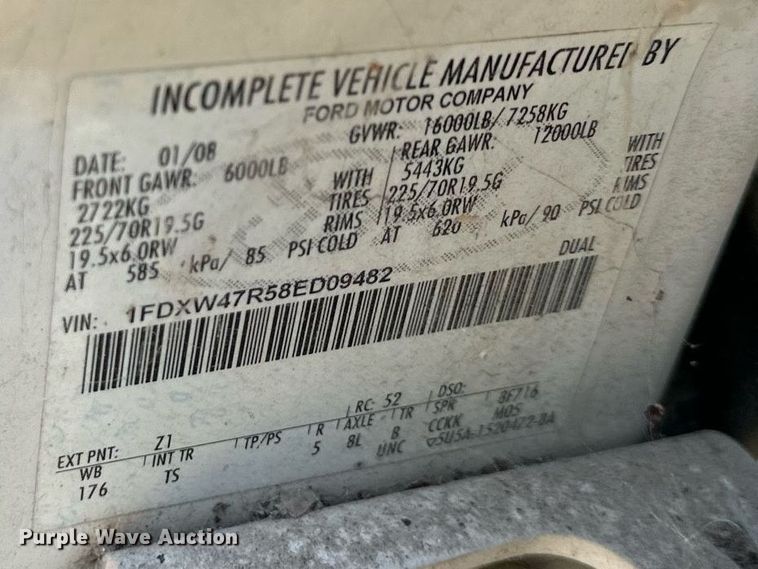 image for item DS3208 2008 Ford F450 Super Duty Crew Cab flatbed truck