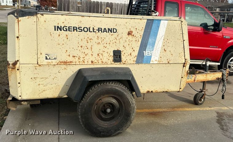 image for item DS3264 Ingersoll Rand 185 air compressor