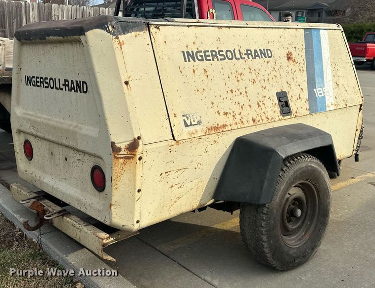 image for item DS3264 Ingersoll Rand 185 air compressor