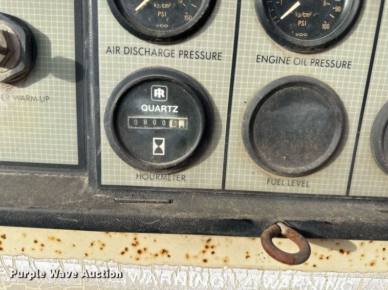 image for item DS3264 Ingersoll Rand 185 air compressor