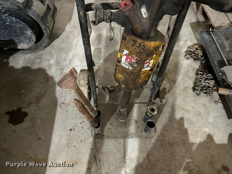 image for item DS3264 Ingersoll Rand 185 air compressor