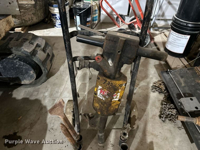 image for item DS3264 Ingersoll Rand 185 air compressor