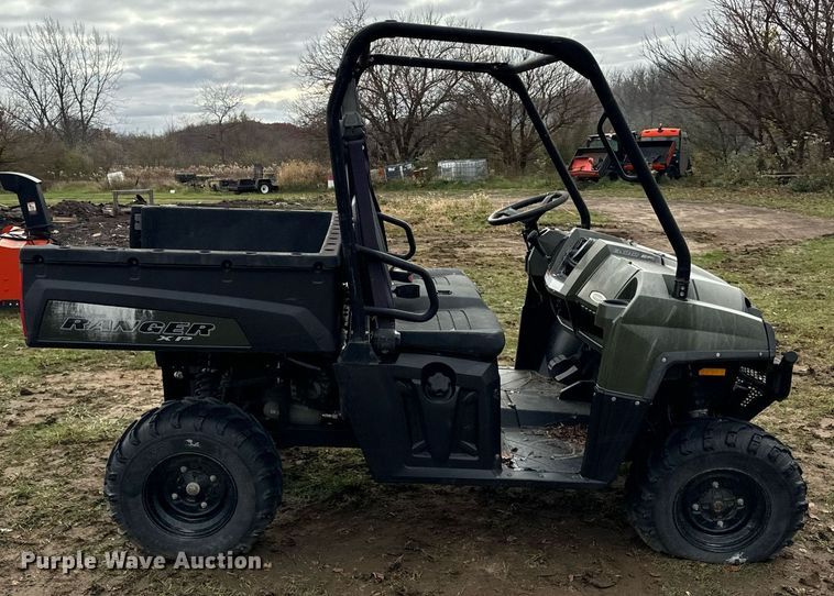 image for item DT2146 2010 Polaris  Ranger 800 utility vehicle
