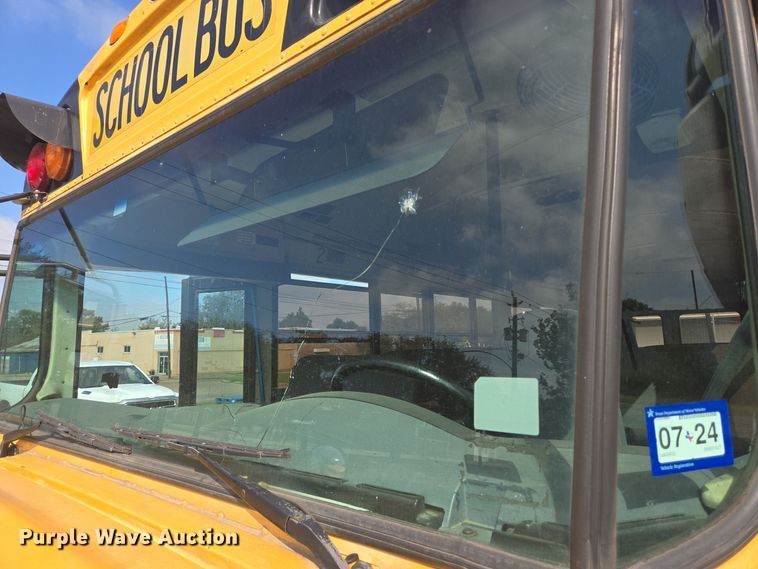 image for item DT5329 2008 IC school bus
