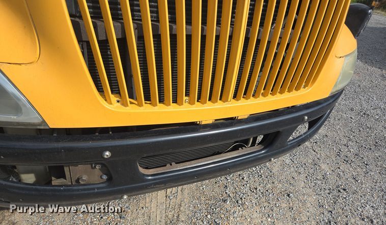 image for item DT5329 2008 IC school bus