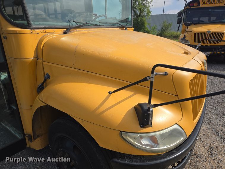 image for item DT5329 2008 IC school bus