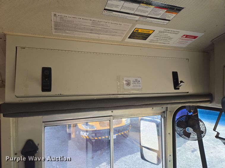 image for item DT5329 2008 IC school bus