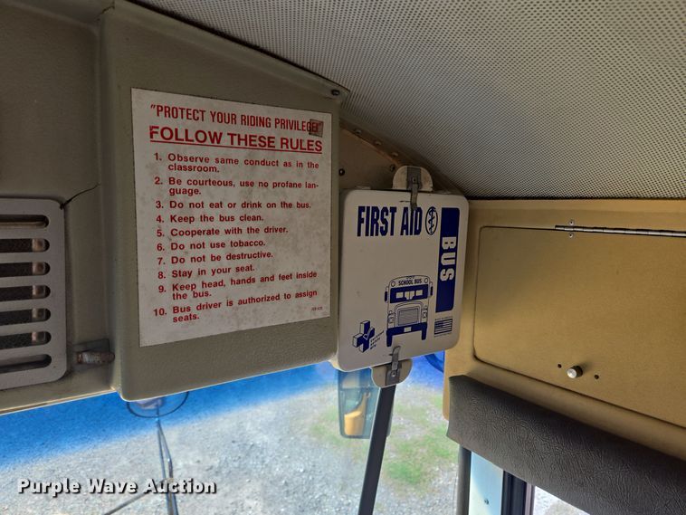 image for item DT5329 2008 IC school bus