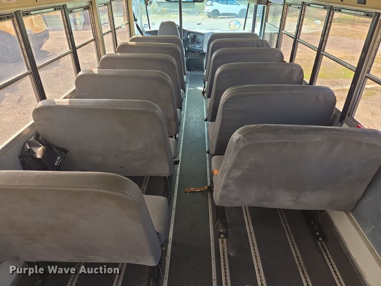 image for item DT5329 2008 IC school bus