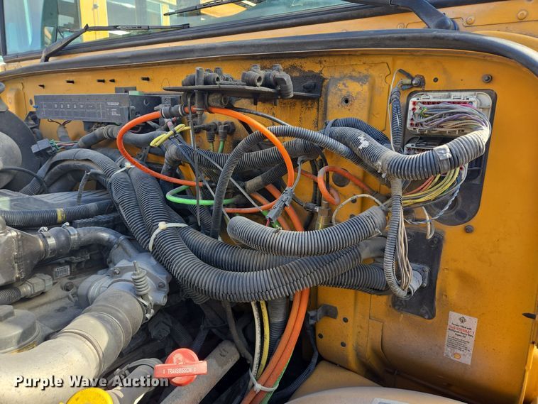 image for item DT5329 2008 IC school bus