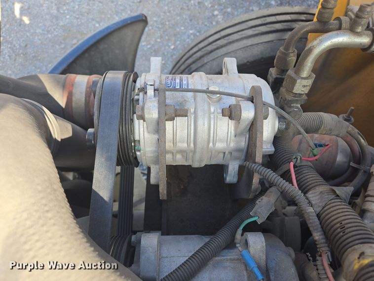 image for item DT5329 2008 IC school bus