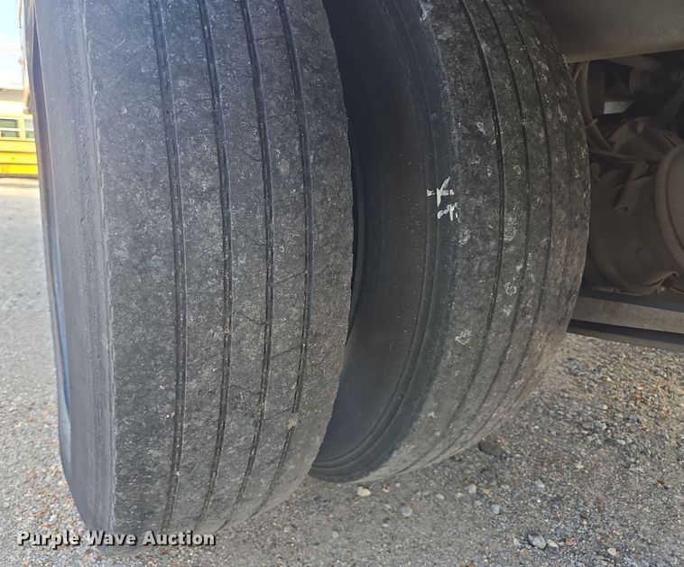 image for item DT5329 2008 IC school bus