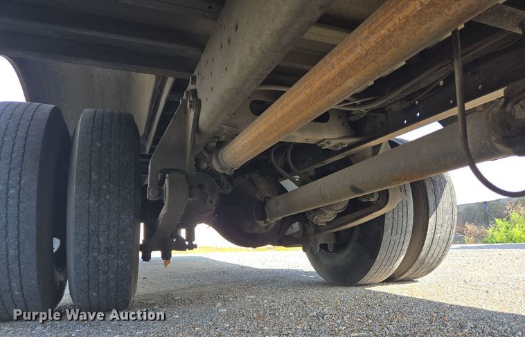 image for item DT5330 2010 IC school bus