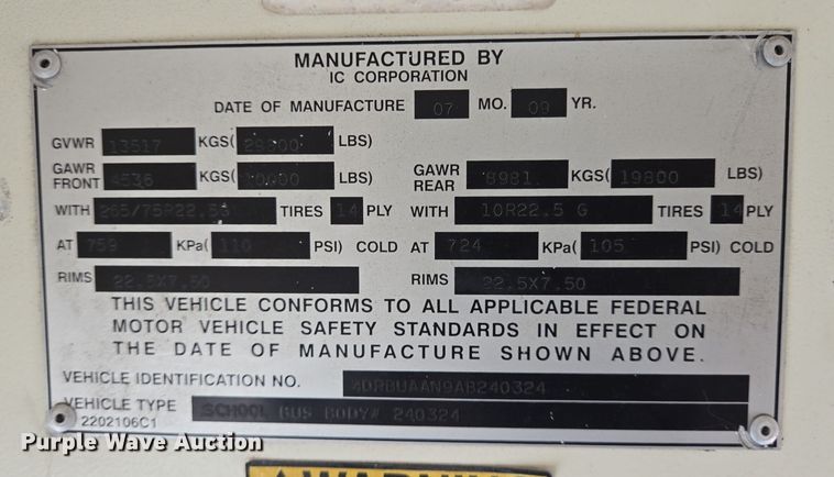 image for item DT5330 2010 IC school bus