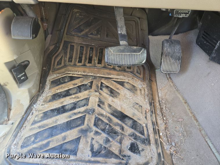 image for item DT5339 2004 Ford F150 SuperCrew pickup truck