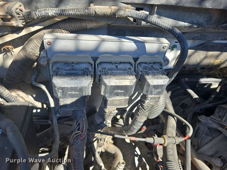 image for item DT5339 2004 Ford F150 SuperCrew pickup truck