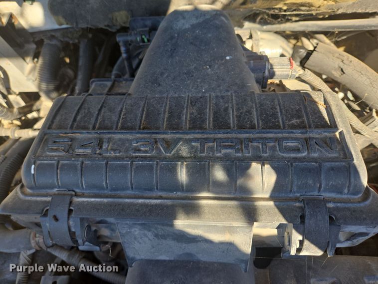 image for item DT5339 2004 Ford F150 SuperCrew pickup truck