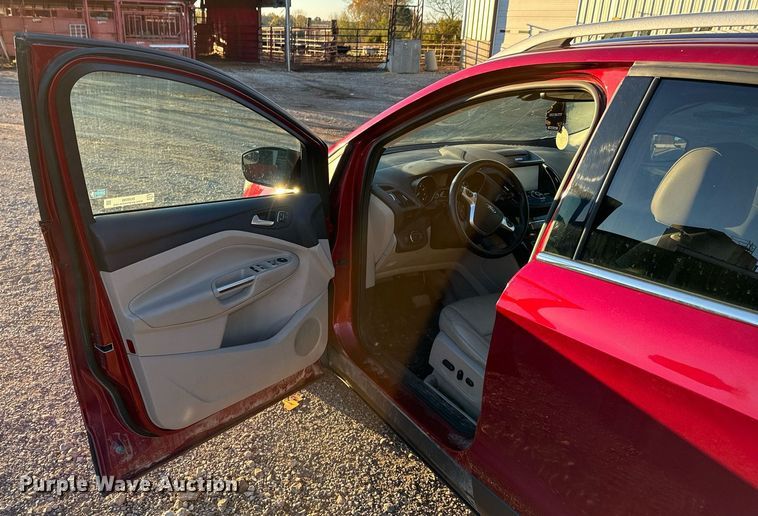 image for item DU9596 2015 Ford Escape Titanium SUV