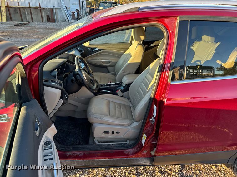 image for item DU9596 2015 Ford Escape Titanium SUV