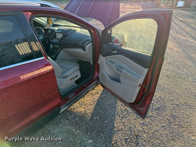 image for item DU9596 2015 Ford Escape Titanium SUV