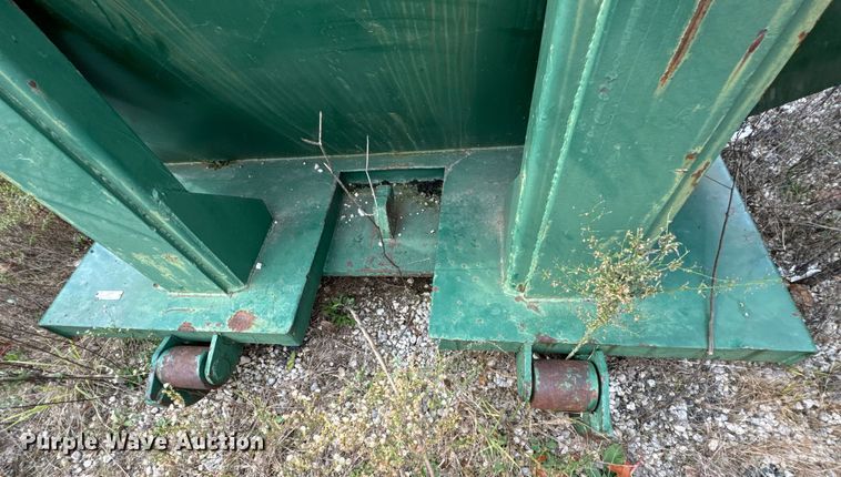 image for item DU9610 Roll-off dumpster