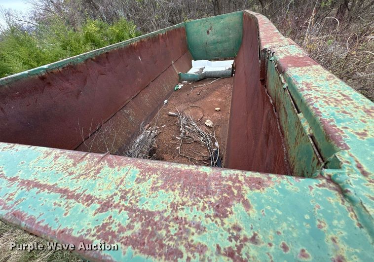 image for item DU9612 Roll-off dumpster