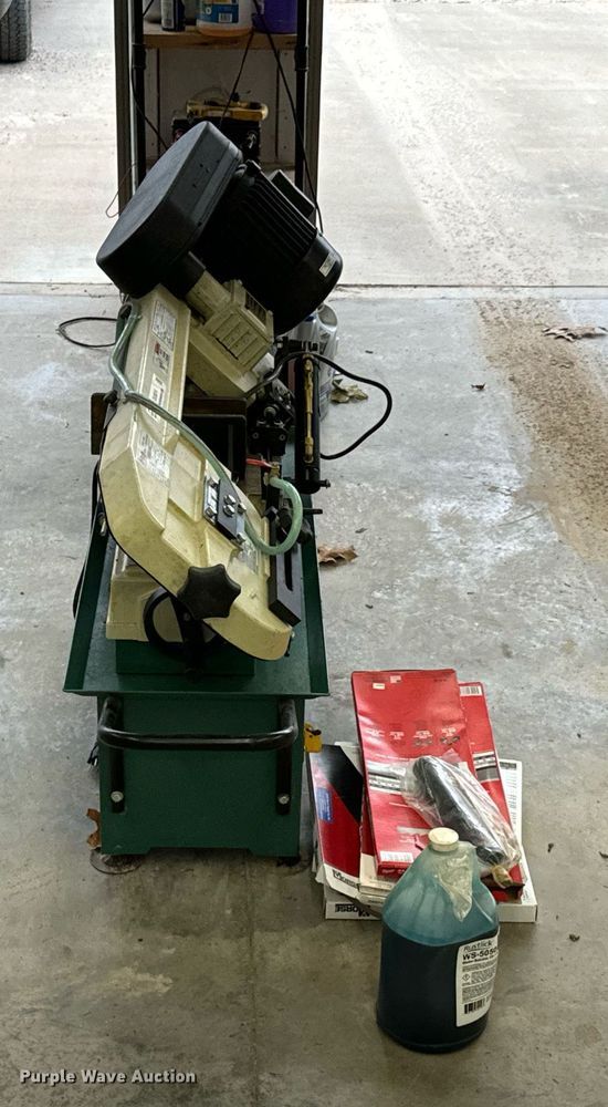 image for item DU9614 Grizzly G0561 metal cutting band saw